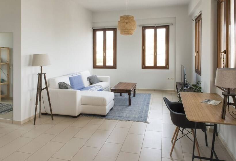 Syros Wellness Luxury Suites