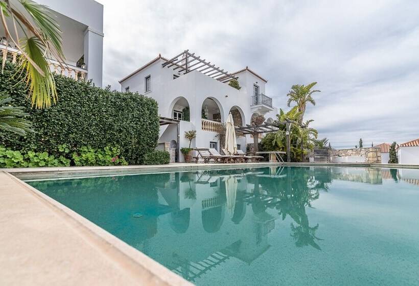 Villa Heliana Enchanting Seaviews