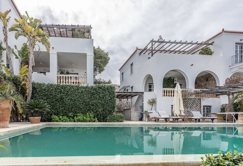 Villa Heliana Enchanting Seaviews