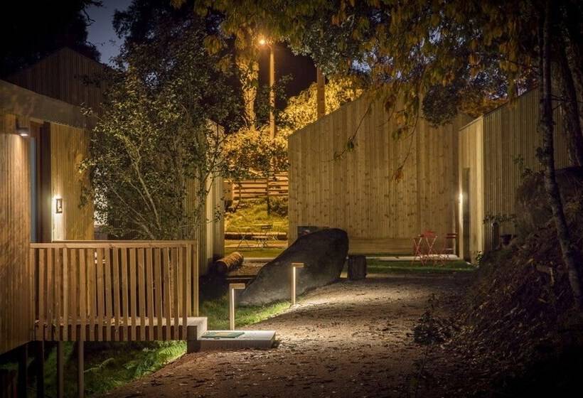 Aloia Nature, Alojamiento Forestal