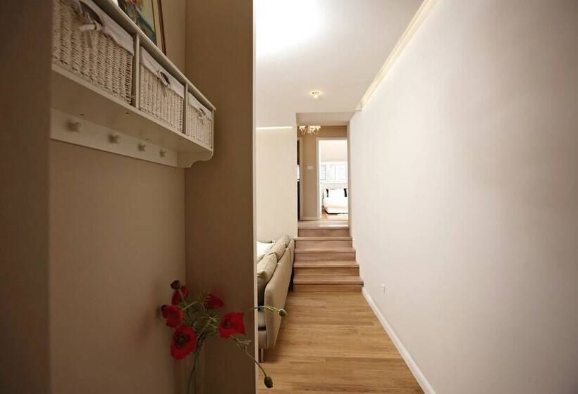 Apartment White Stone Diocletian Palace