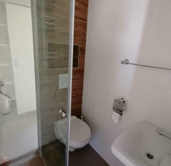 Apartmani Marinović