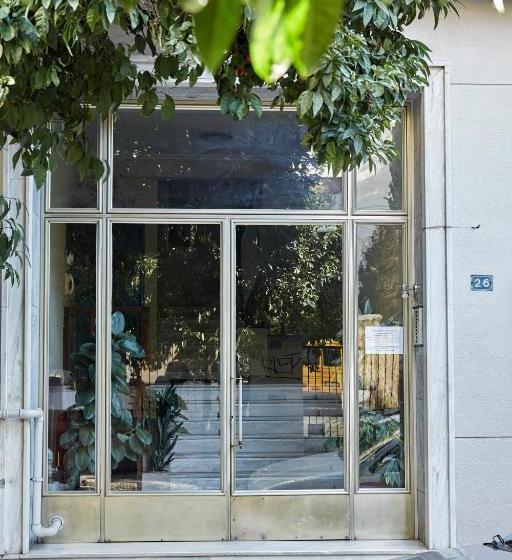 Charming Studio Apartment