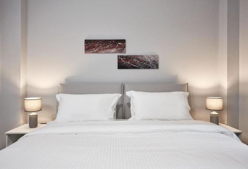 Charming Studio Apartment