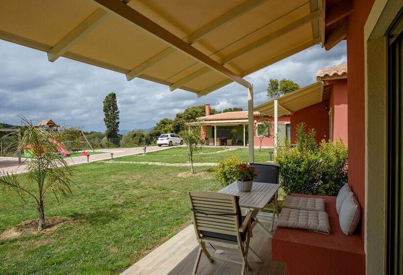 Comfeto & Mandolato Sweet Houses