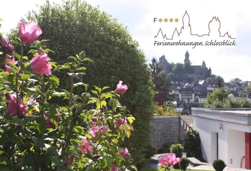 Ferienwohnung Schlossblick   4 Sterne Sauna Pool Whirlpool Privat