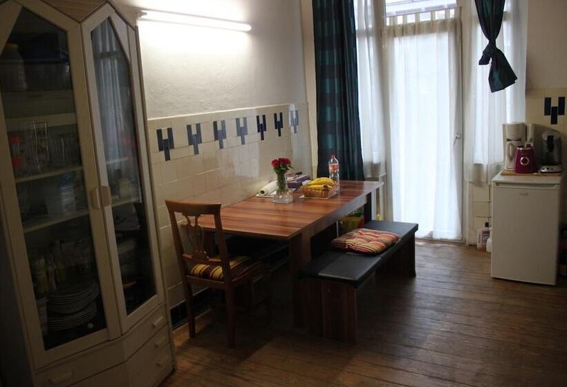 فندق فئة نجمة واحدة Privatzimmer Hagen