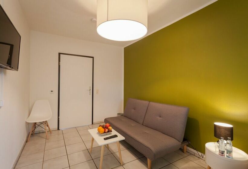 Hostel 2 Hannover Laatzen
