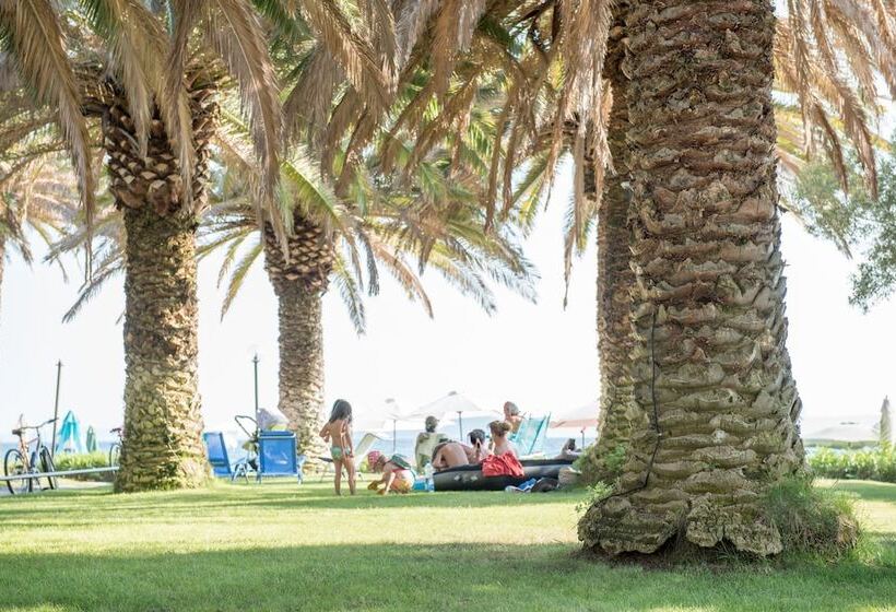 ホテル Happy Camp Mobile Homes In Castello Camping And Summer Resort