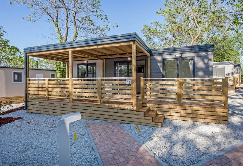 فندق Mediteran Kamp Mobile Homes In Camping Puntica