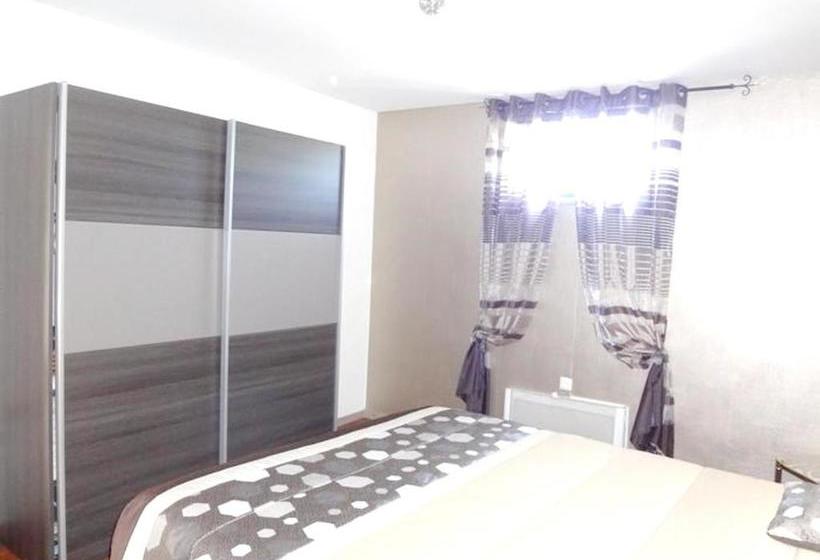 2 Bedrooms House With City View Furnished Terrace And Wifi At Alfena 7 Km Away From The Beach