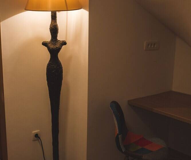 Jerry & Oli S Apartments