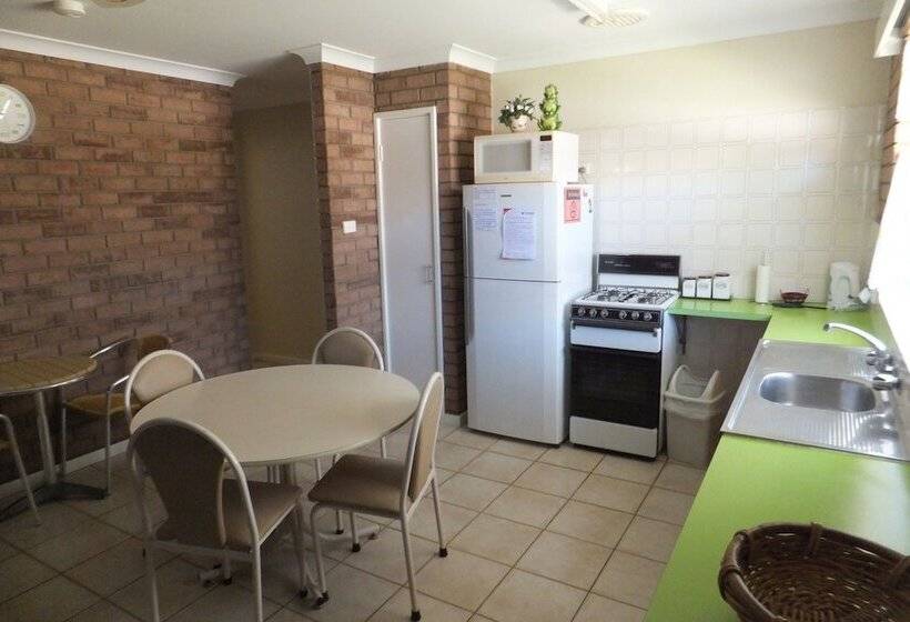 Ocean Beach Chalet 15