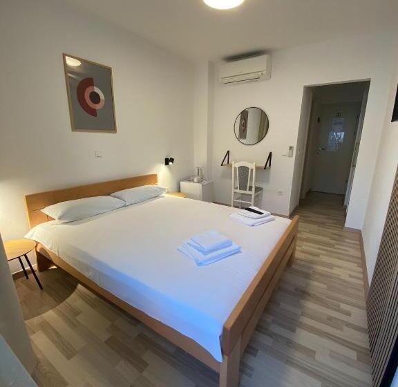 펜션 Apart Pansion Promajna