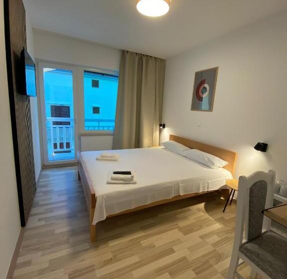 펜션 Apart Pansion Promajna