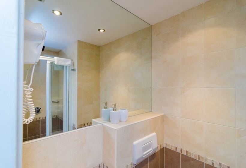 بنسيون Cinema View House