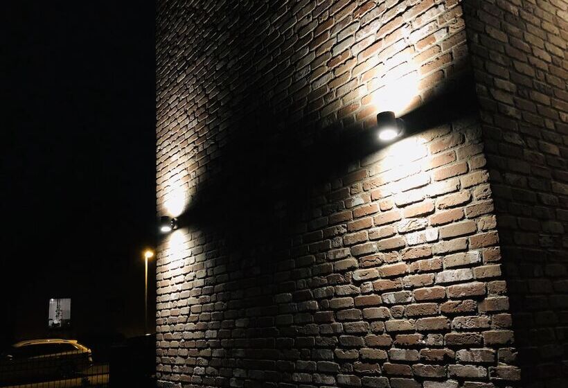 פנסיון Damm Apartments