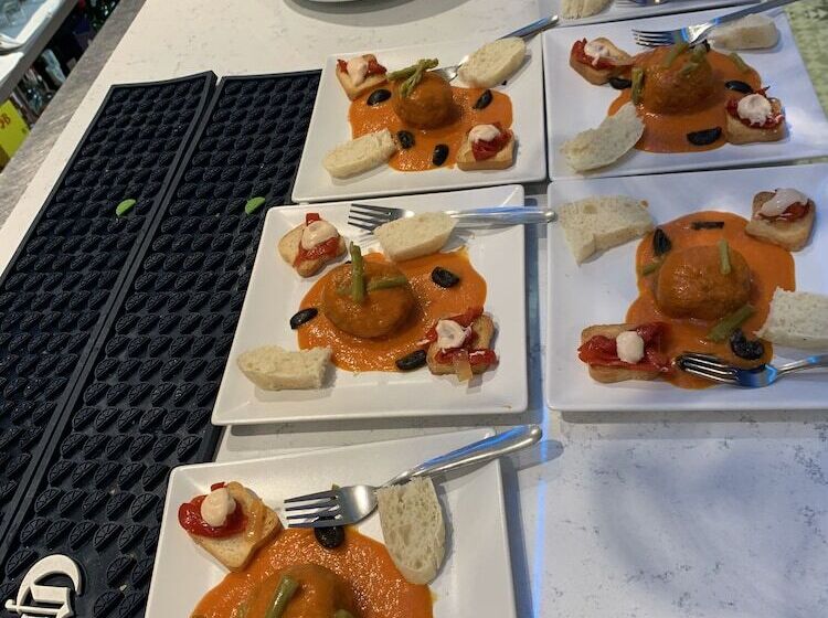 Пансион Hostal Costa Sol