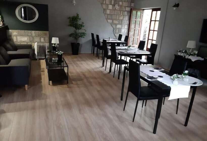 פנסיון Mediteran Hvar   Modern Rooms And Restaurant, B&b