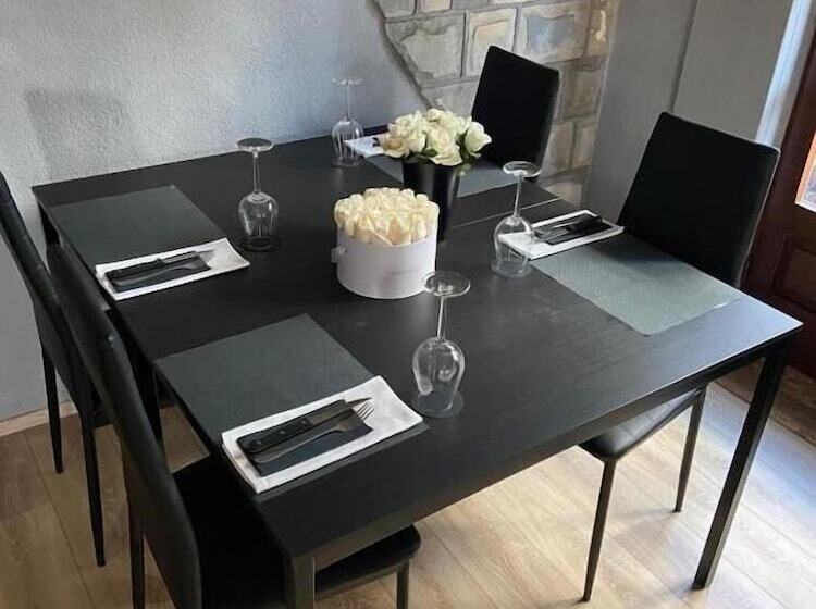 פנסיון Mediteran Hvar   Modern Rooms And Restaurant, B&b