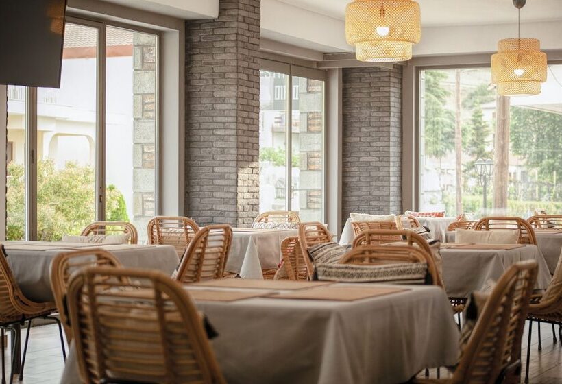 פנסיון Oikia Guesthouse