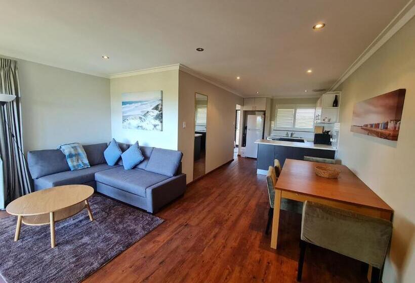 Summer Breeze   Holiday Or Business Apartment