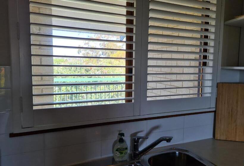 Summer Breeze   Holiday Or Business Apartment