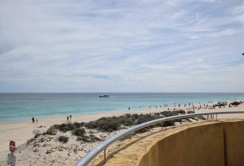 The White Pearl Penthouse