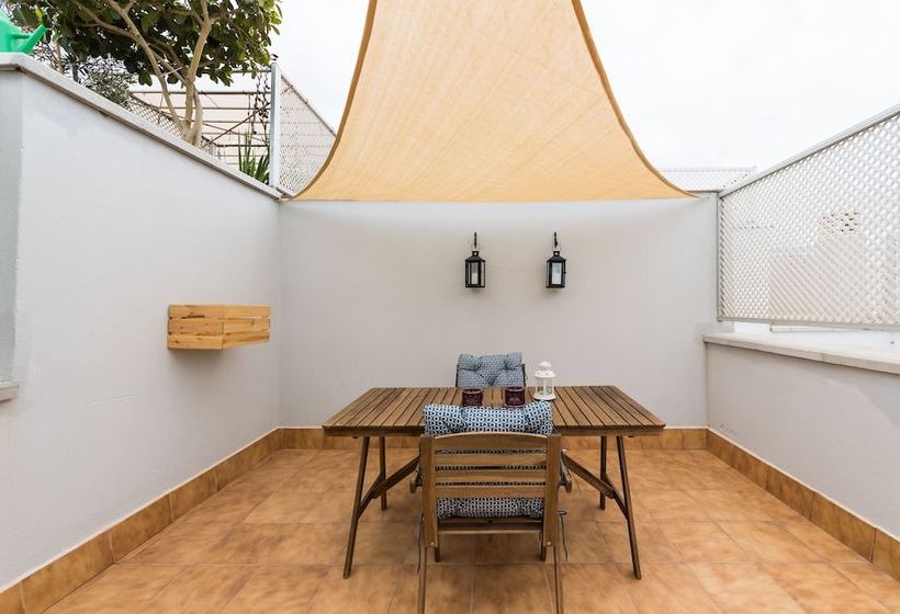 Sardina Attic Flat Pool&solarium