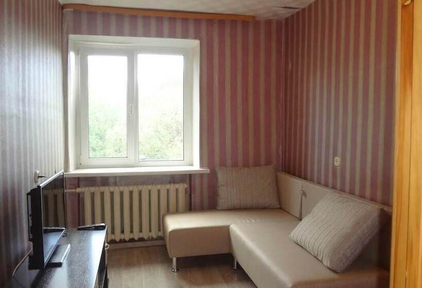 Apartment On Karla Marksa 258b