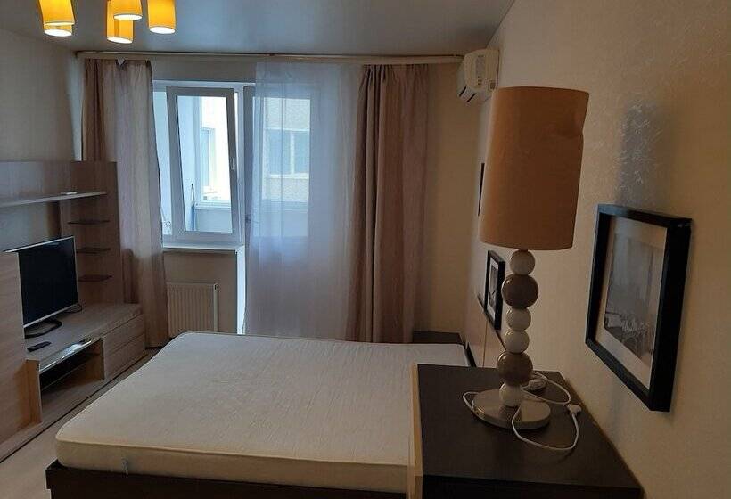 Apartment On Maloye Shosse 3