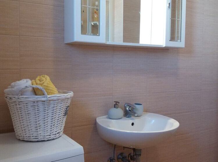 Apartments Next To The Sea Maris