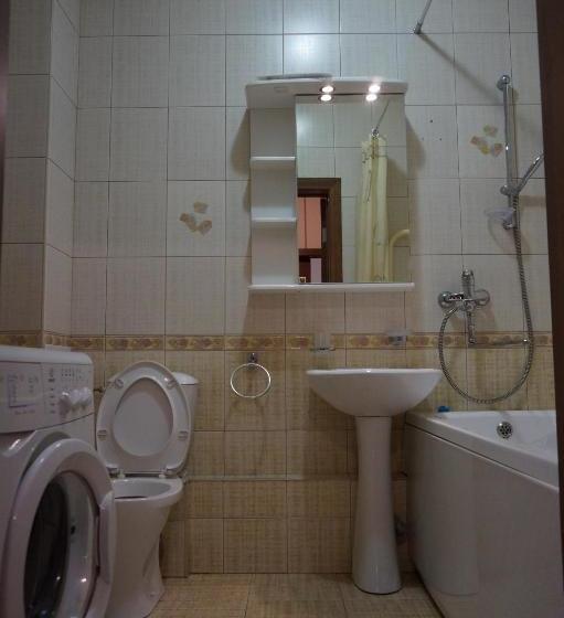 Apartments On Aviatorov 33