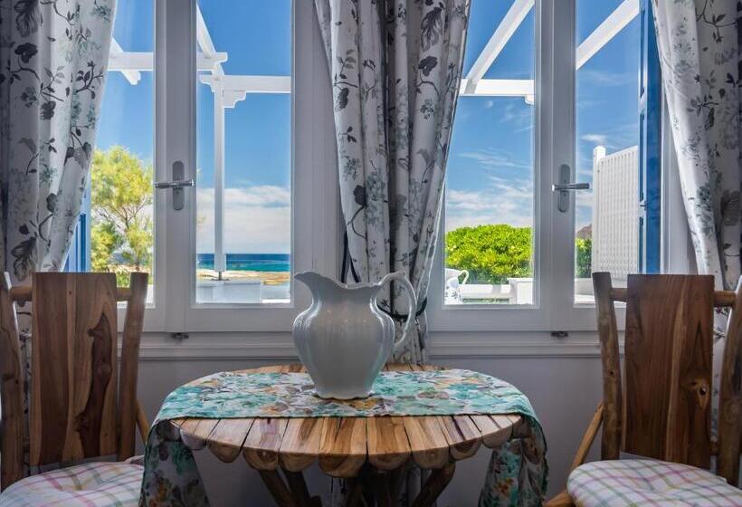 Artemis By Akroploro