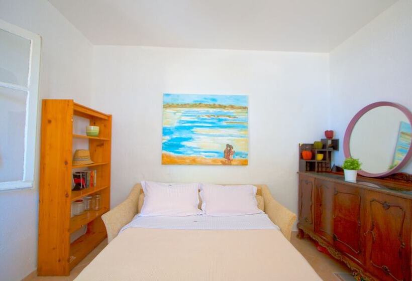 Barlee Beachfront House