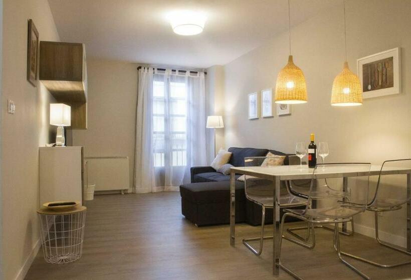 Céntrico Burgas Termal