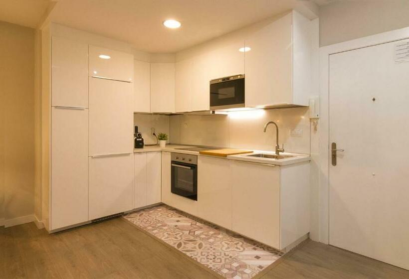 Céntrico Burgas Termal