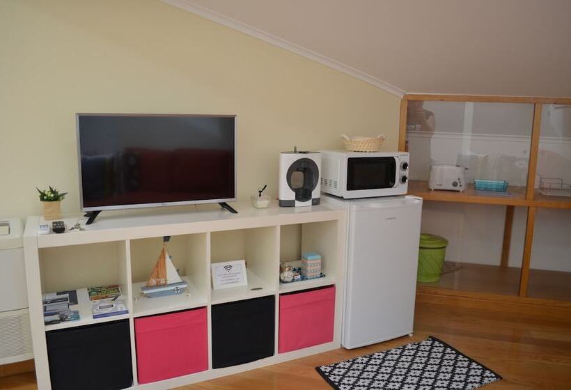 Cozy Studio At Carcavelos Beach