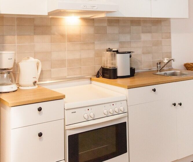 Glyfada Square Modern And Cozy Apartment