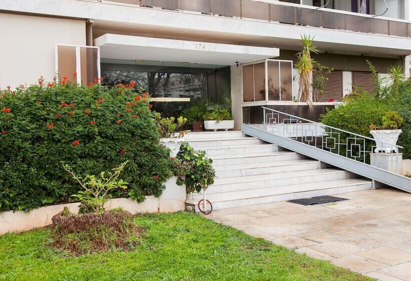 Glyfada Square Modern And Cozy Apartment