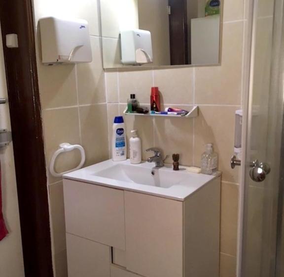 2 Bedrooms House With Balcony And Wifi At Mira 5 Km Away From The Beach