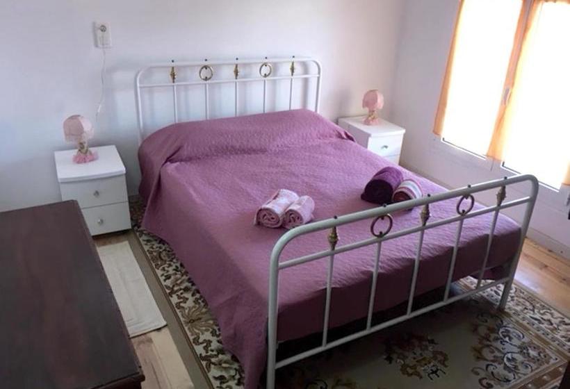 2 Bedrooms House With Balcony And Wifi At Mira 5 Km Away From The Beach