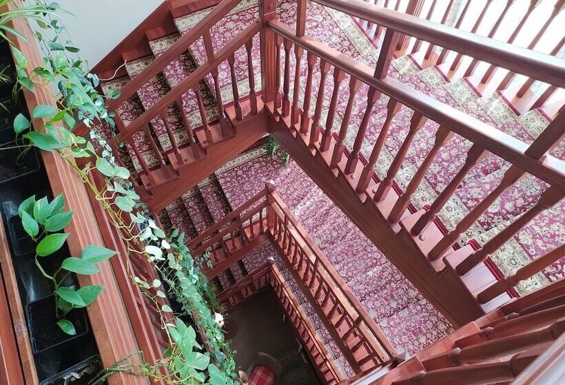 酒店 Gostevaya Izba On Istra