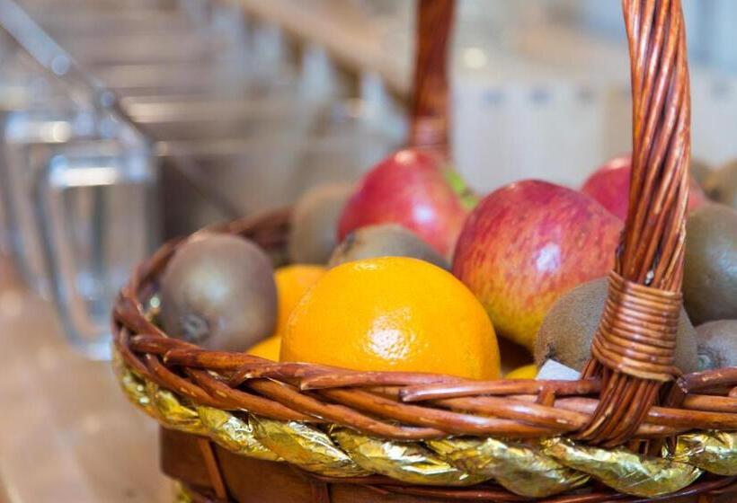 هتل Zum Kirchenwirt Mariazell