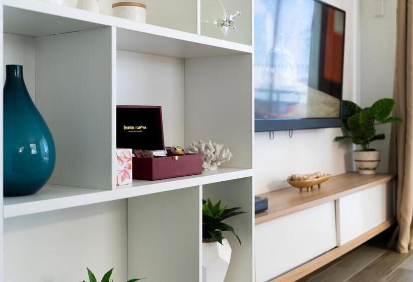 Manly Beachfront Apartment