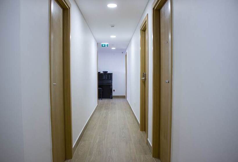 Пансион Central Suites 3