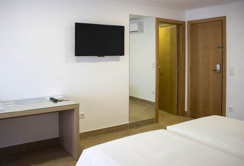 Пансион Central Suites 3