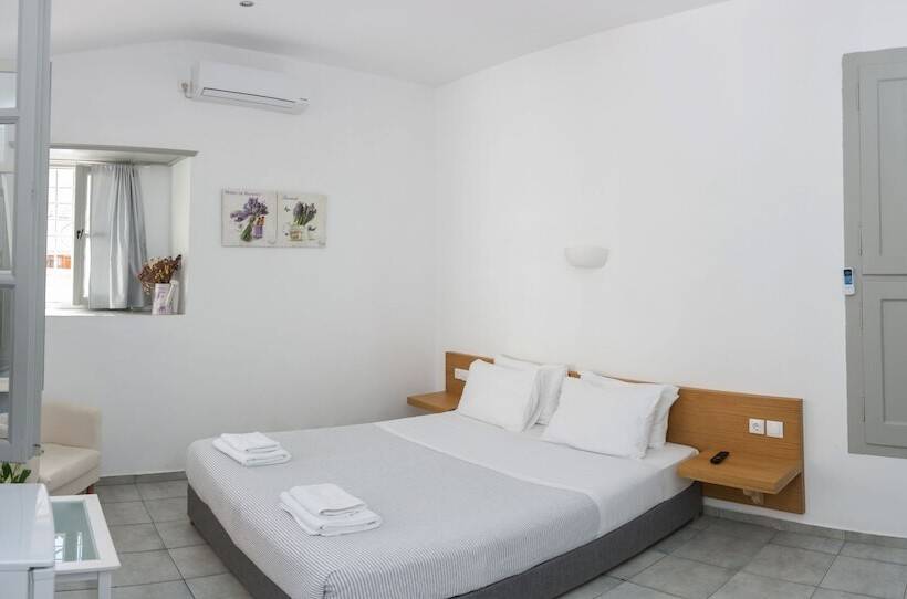 펜션 Douskos Guesthouse