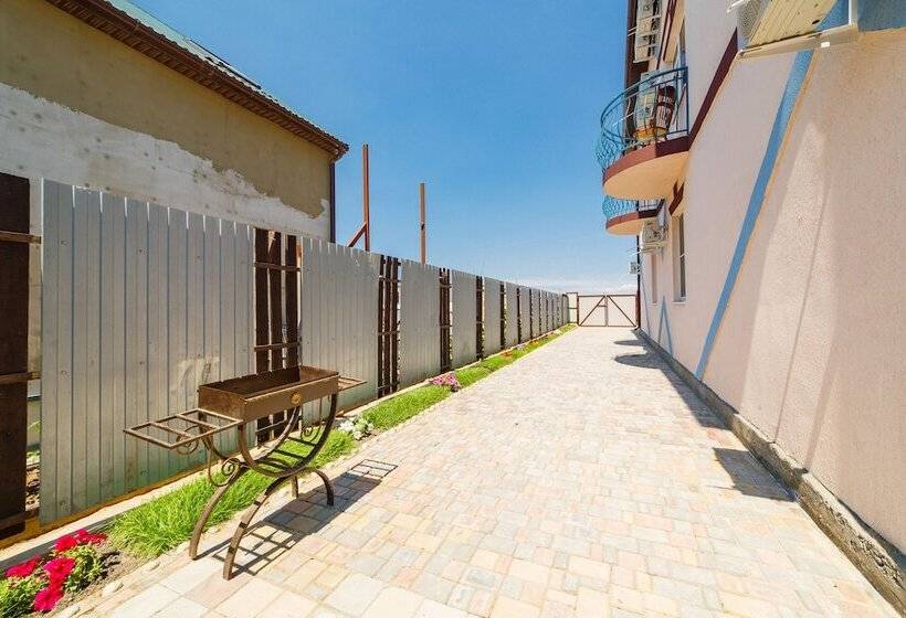 پانسیون Patrina Comfort House