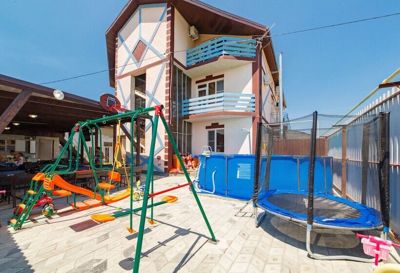 پانسیون Patrina Comfort House